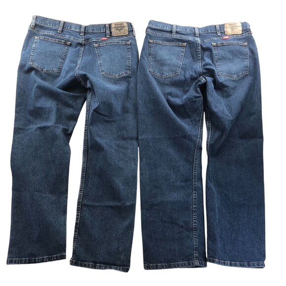 2 Wrangler Mens Jeans 34x29 Measured Relaxed Fit Blue Denim Classic Casual - Picture 2 of 16